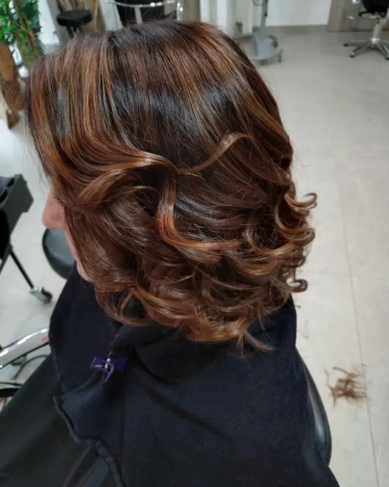 Décoloration cheveux près de Froideconche