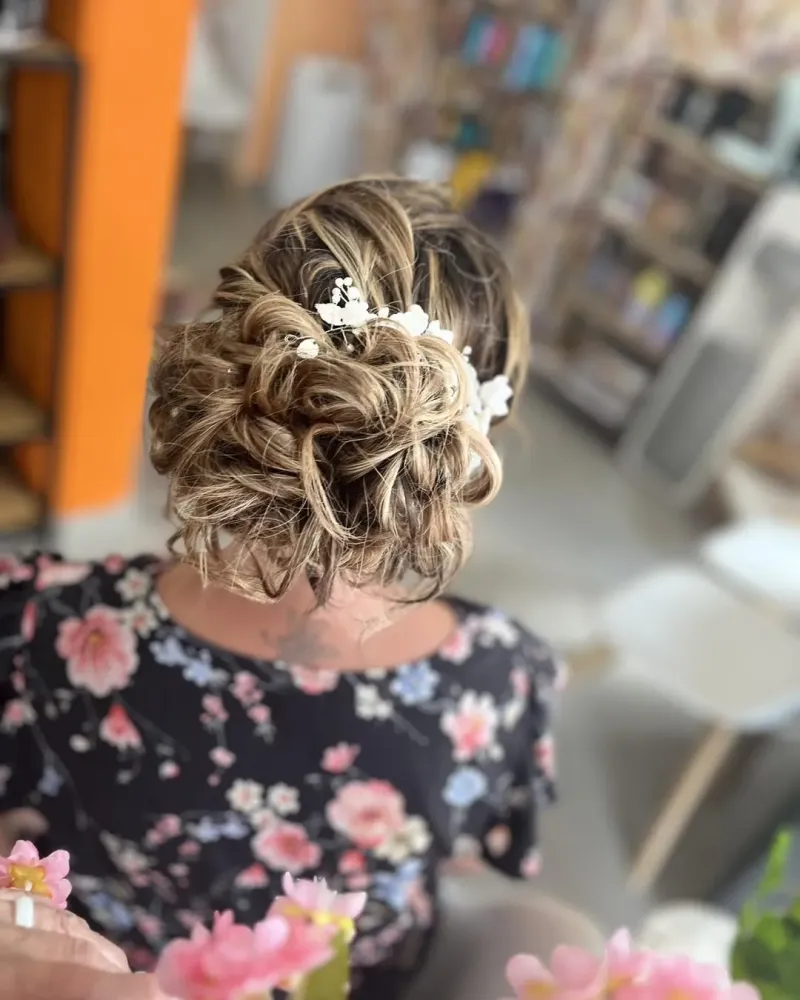 Coiffure évènement près de Froideconche